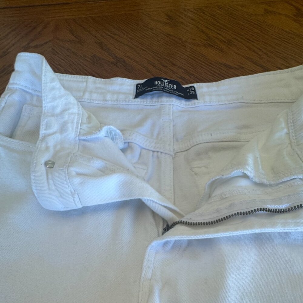 Hollister Ultra High Rise Vintage Straight White Jeans Size 7L Raw cut hem NWOT - Picture 6 of 6